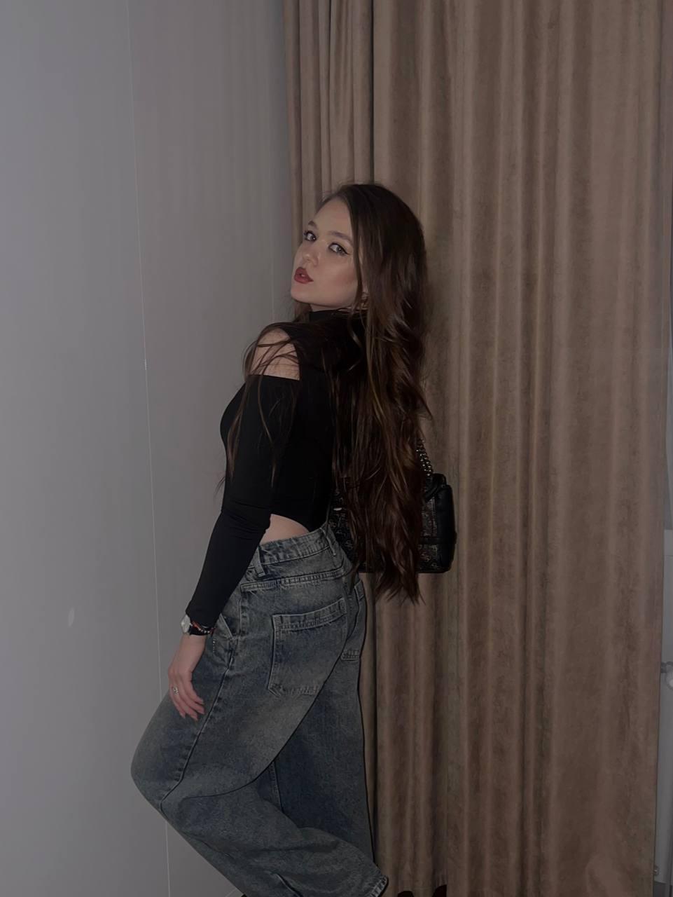 JoanFairfax webcam model