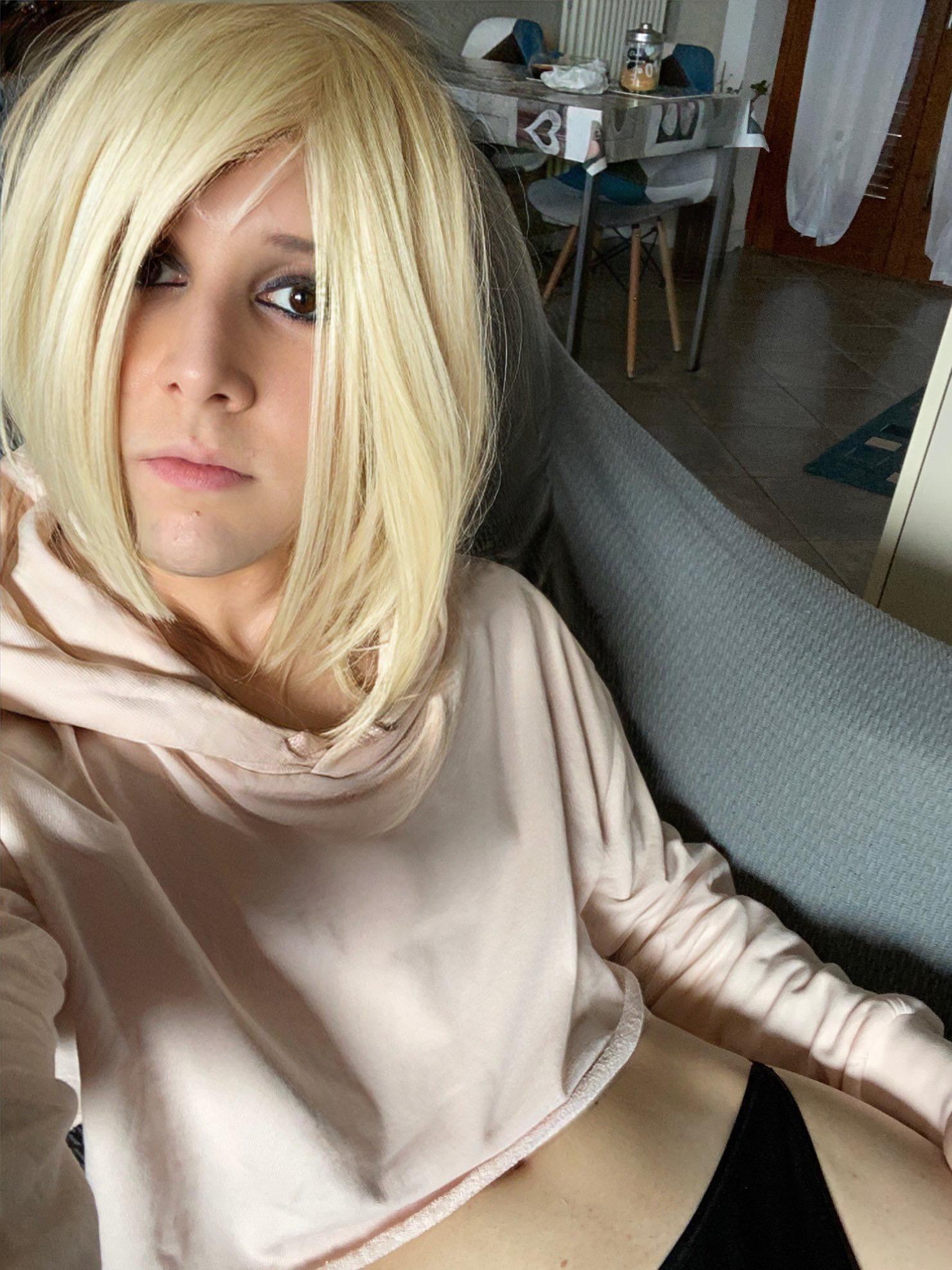 Kleio93 - shemale webcam performer from Italy, 31 years old