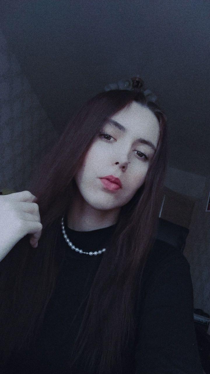 LatiaHonasv webcam model