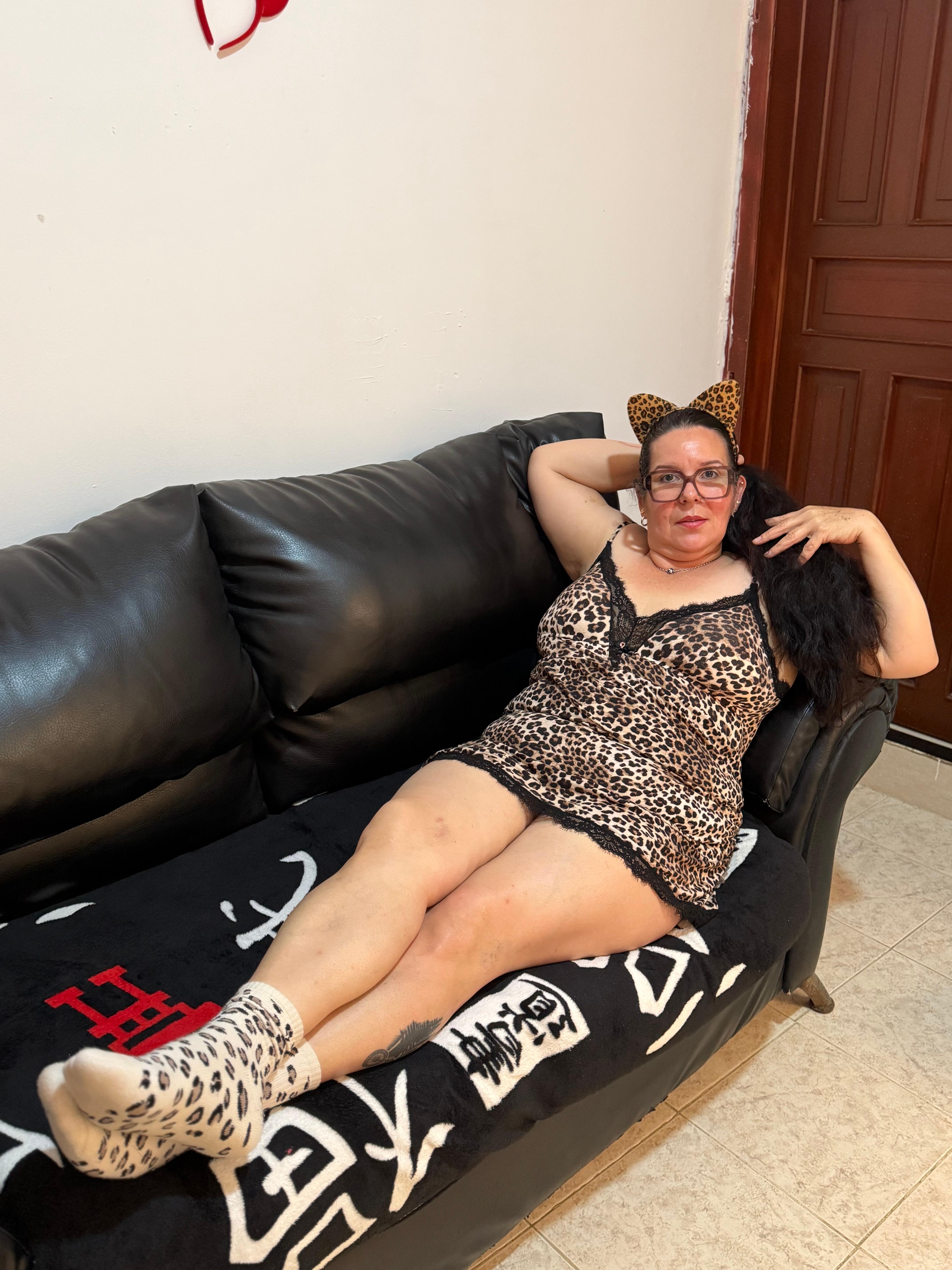 AnitaBig69 - female webcam performer from Colombia, 50 years old