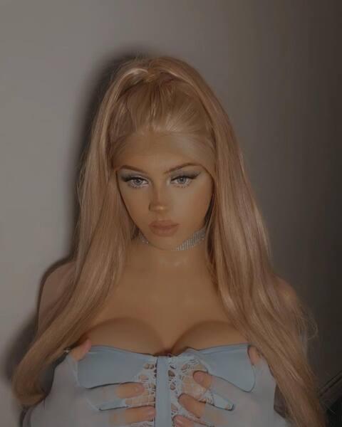 SiennaLaMalfa photo 3 - shemale webcam performer from United Kingdom