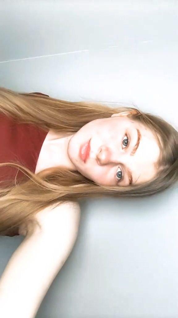MoiraByrd webcam model
