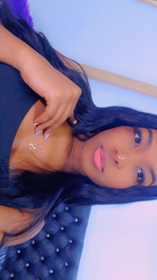 scarlettgilxxx from cam4