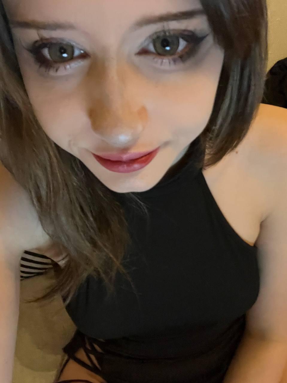 CelinaKeedah photo 17 - female webcam performer from France