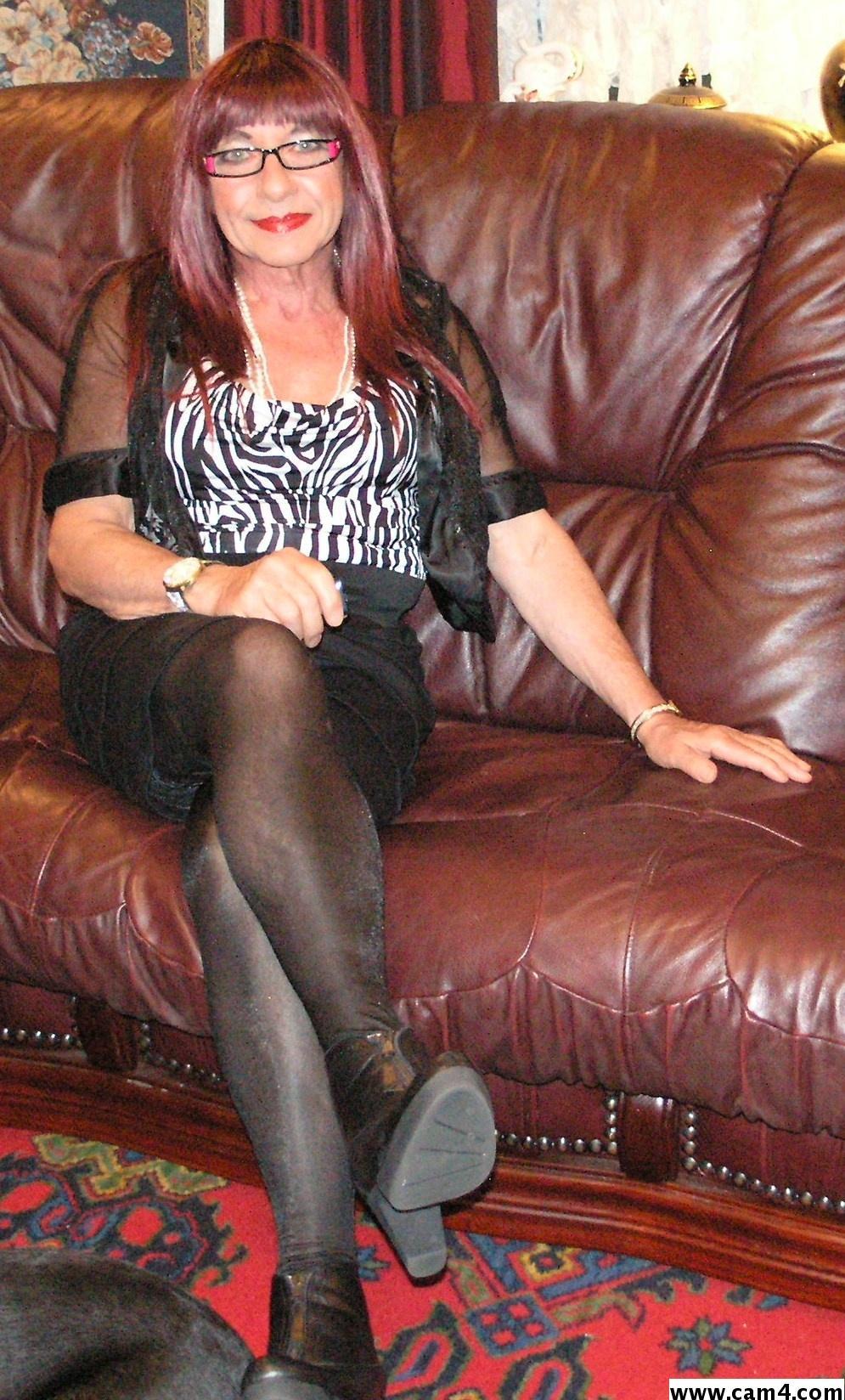 pearlc's Profile on CAM4