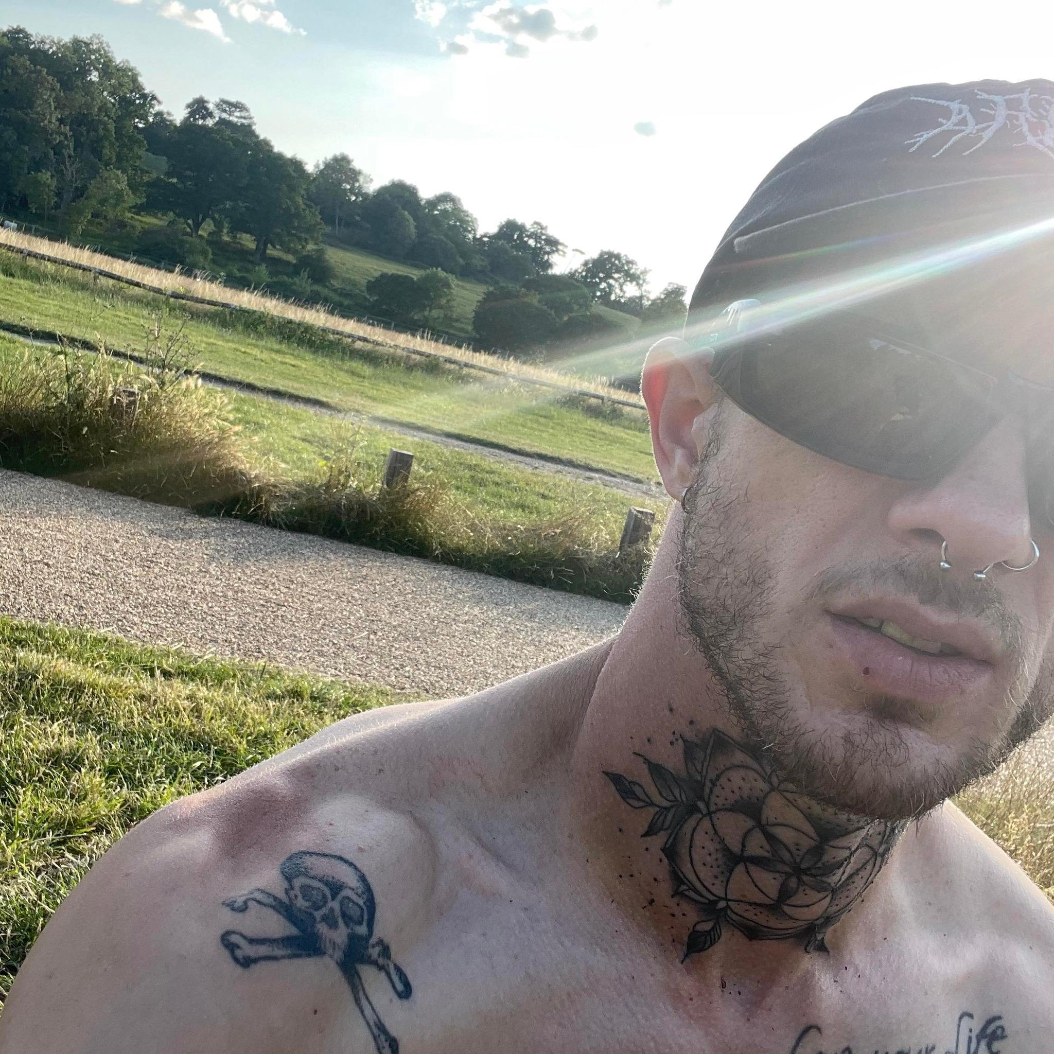 chrisz26xxx from cam4