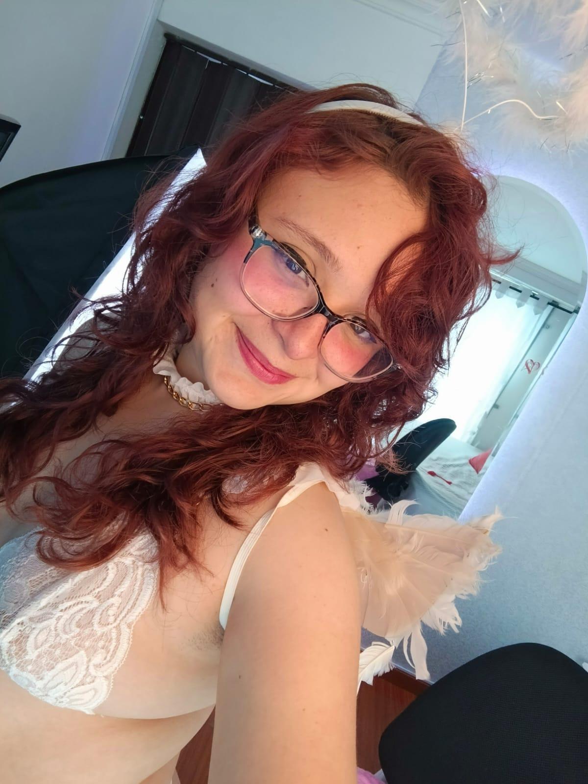 alana_baileyy webcam model