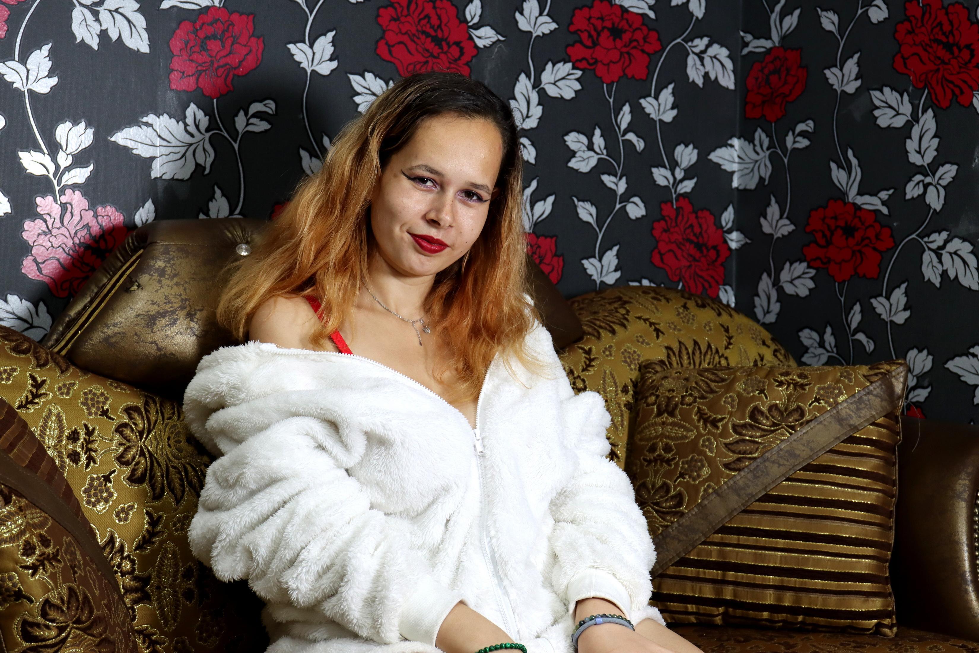 DarlaBoom webcam model