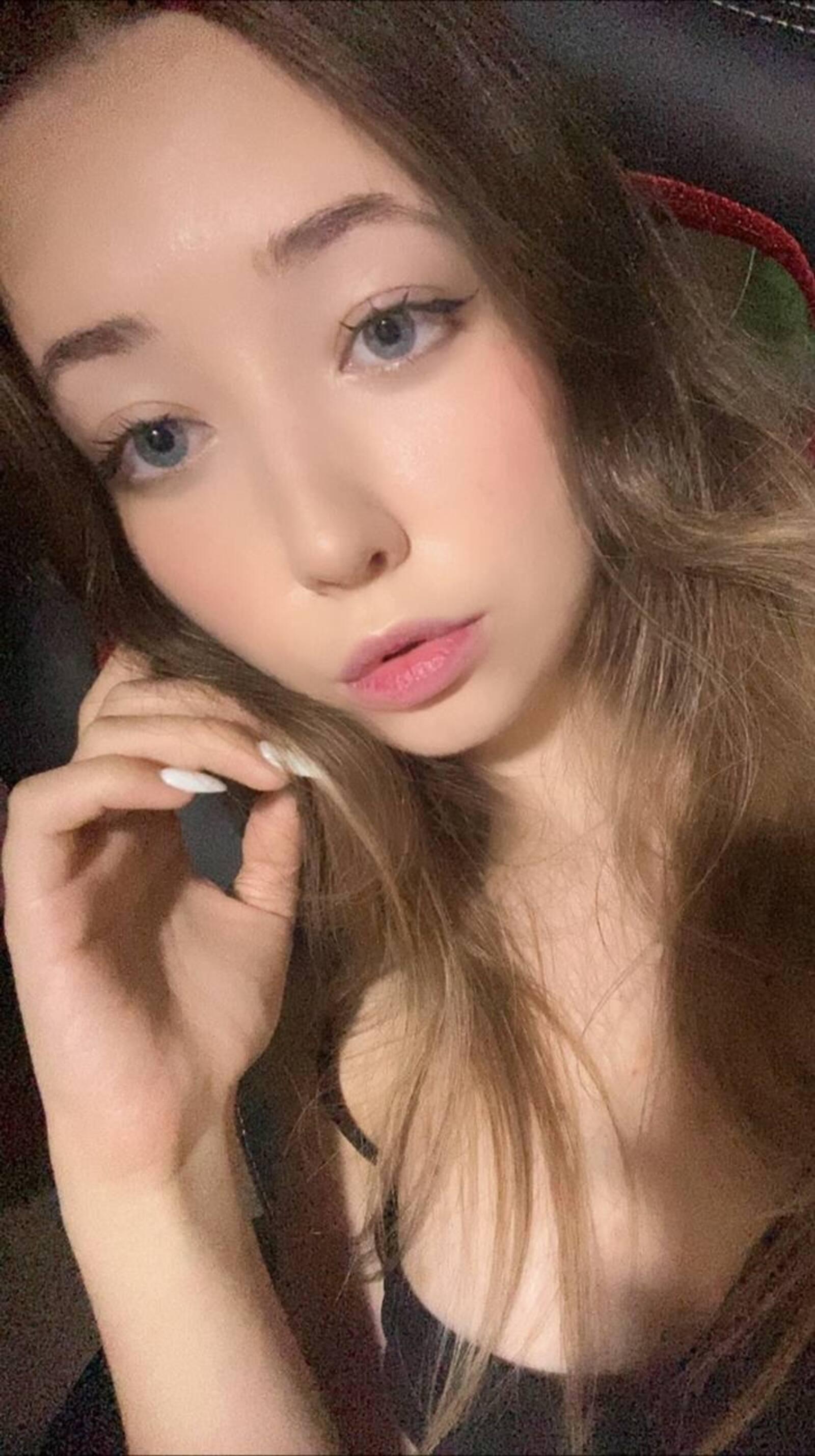 EsmaDilley webcam model