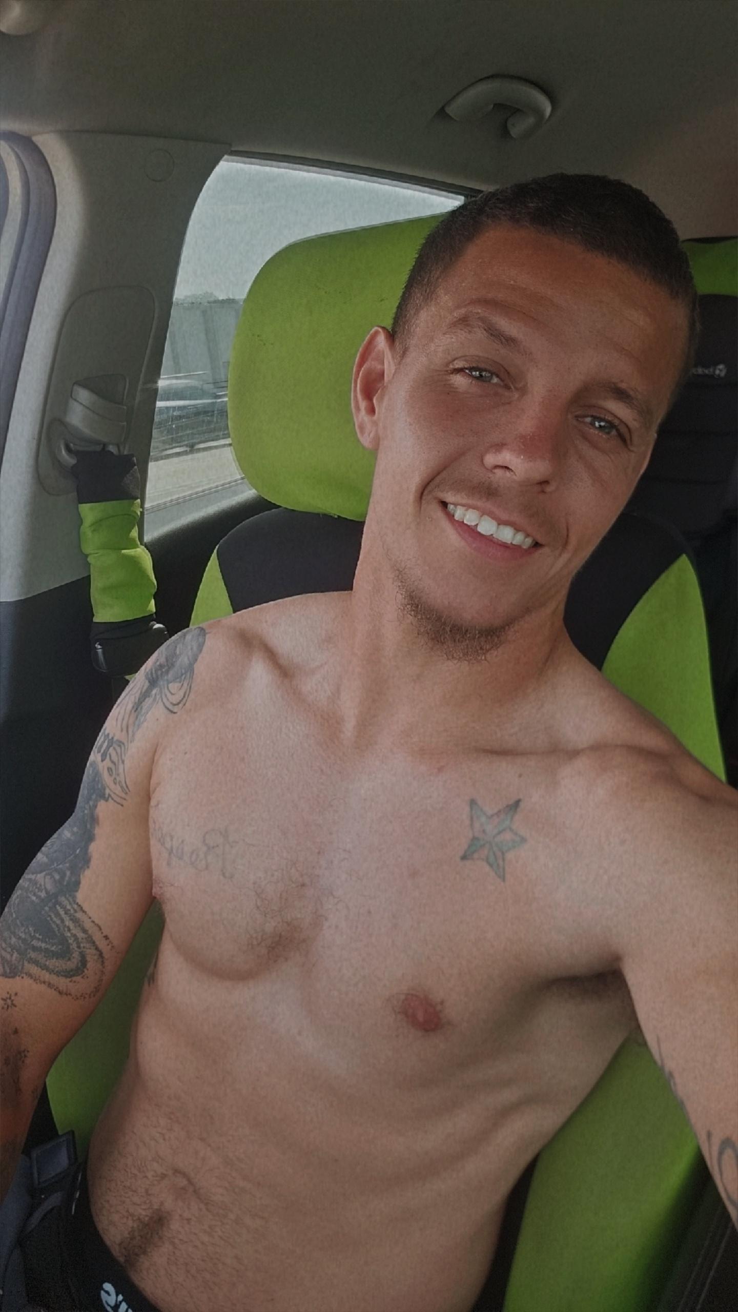 Lilmuz420 photo 2 - male webcam performer from United States