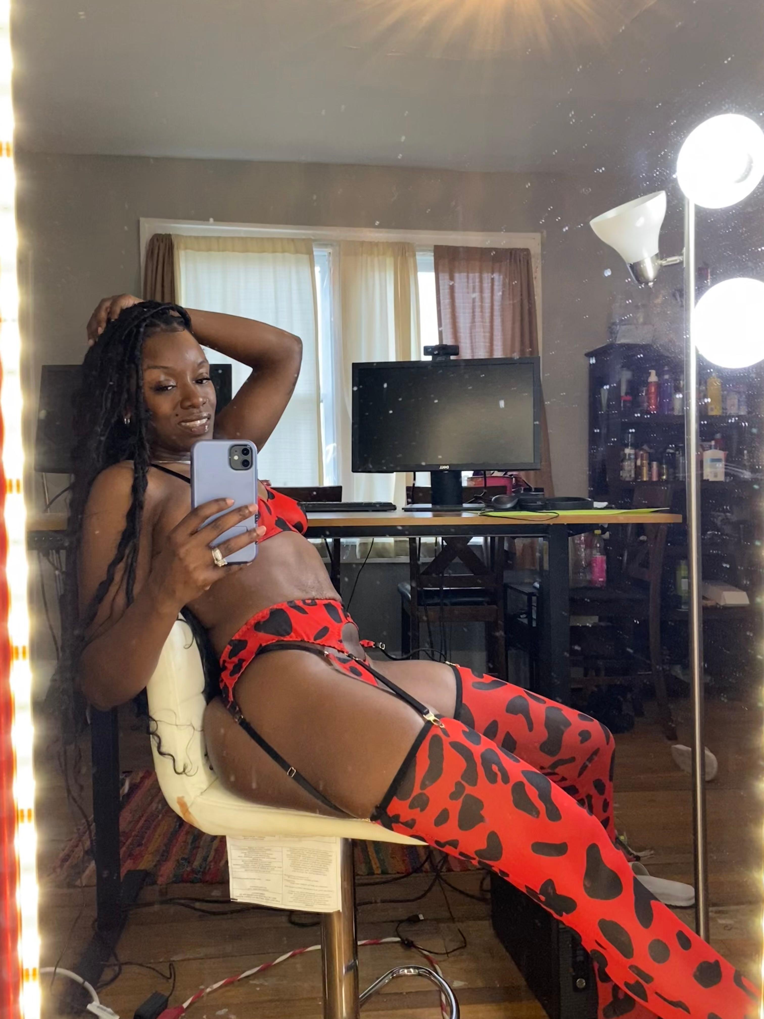 Chocolate_Fun_ webcam model