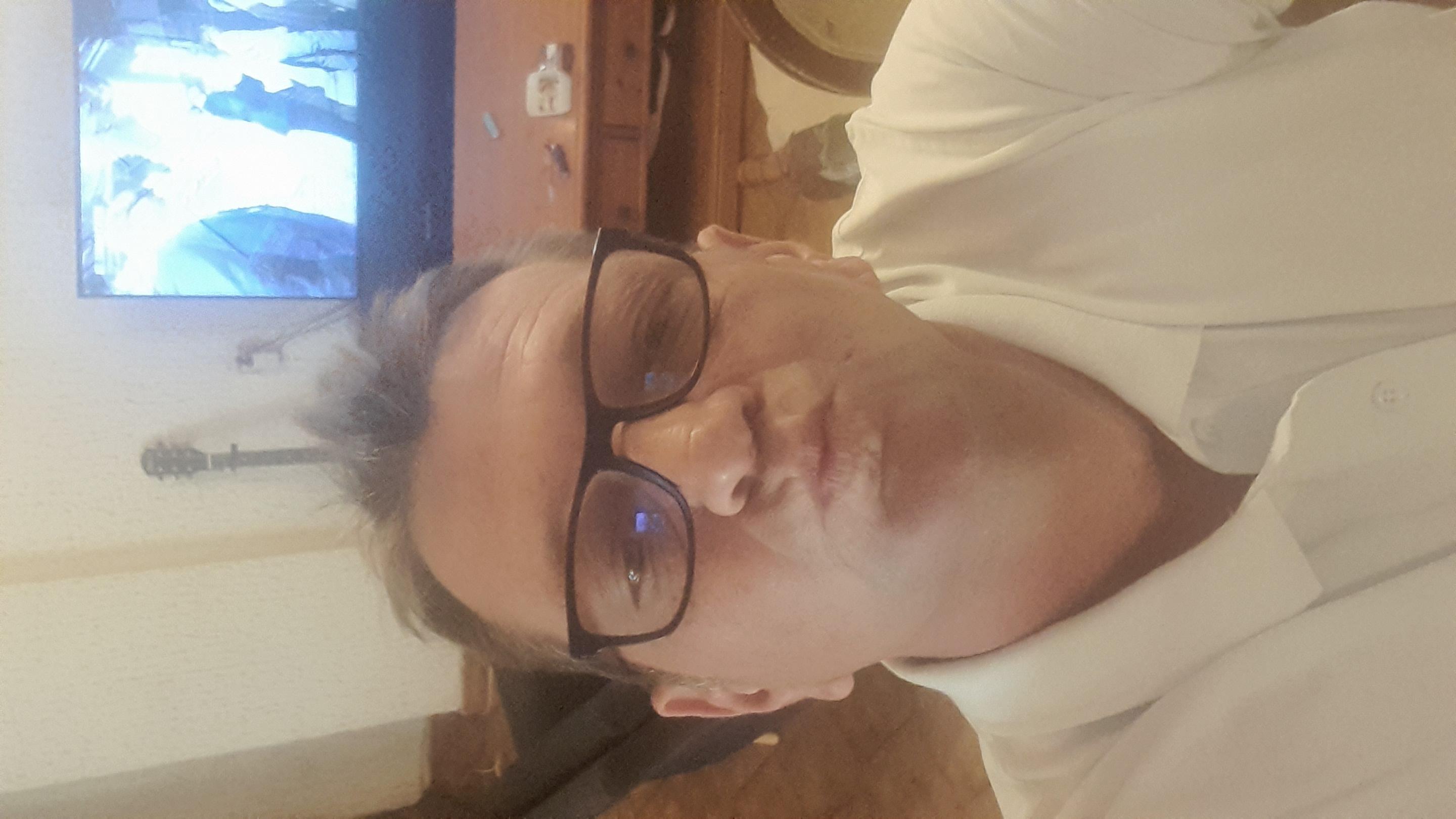 gillesc8888888 from cam4
