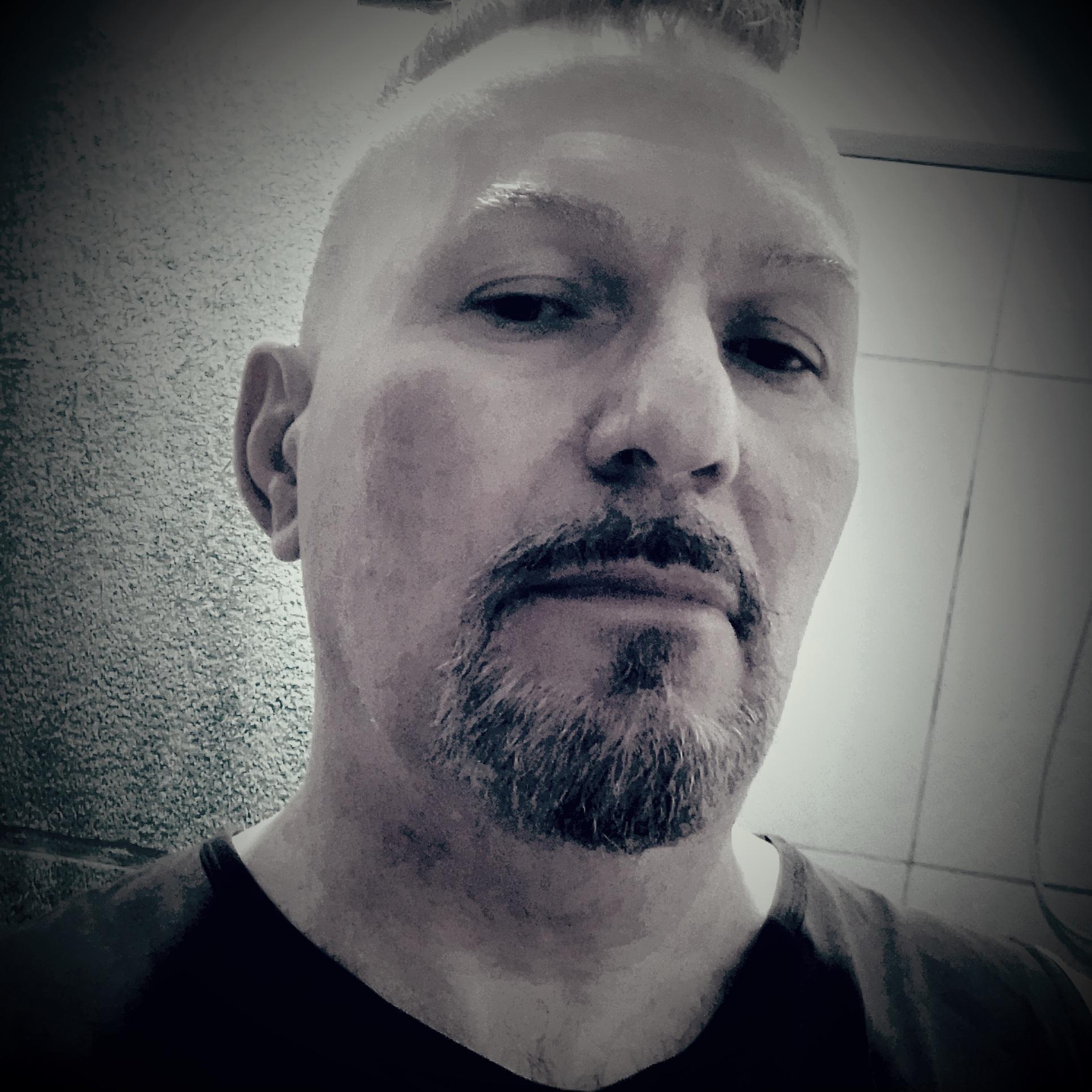 lucart43 from cam4