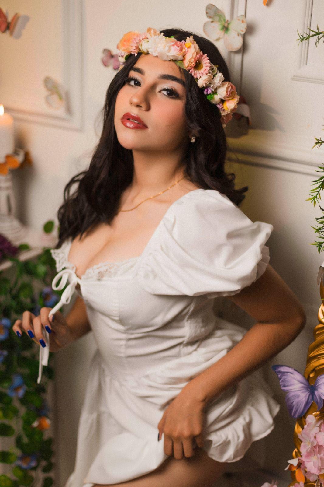 AriAddams photo 9 - female webcam performer from Colombia
