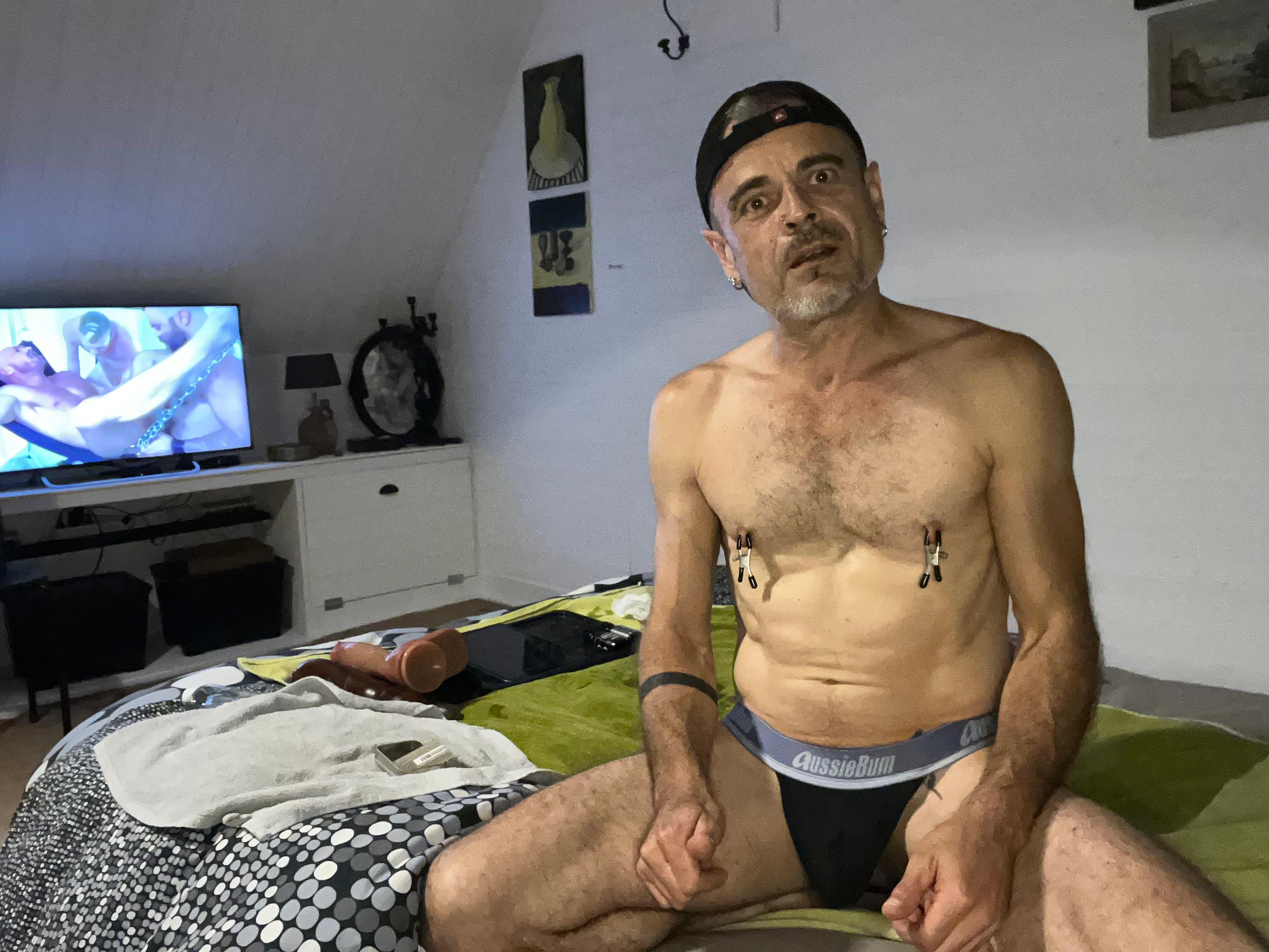 SexAddict49330 photo 3 - male webcam performer from France