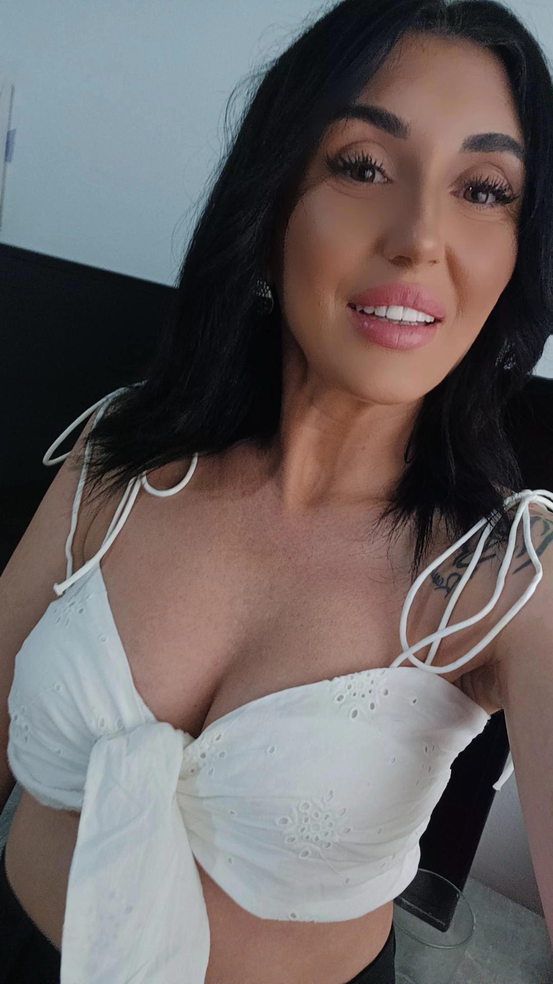 lola05love from cam4