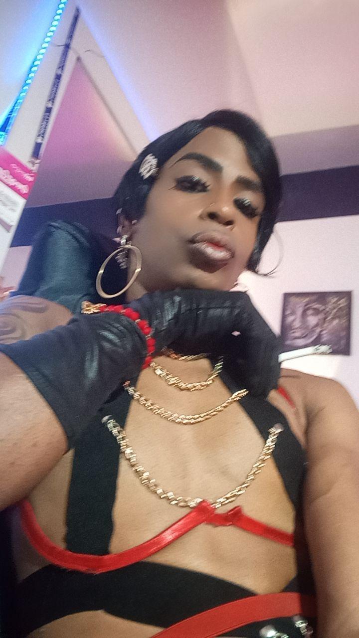 CorwinDallas20 photo 3 - shemale webcam performer from Colombia