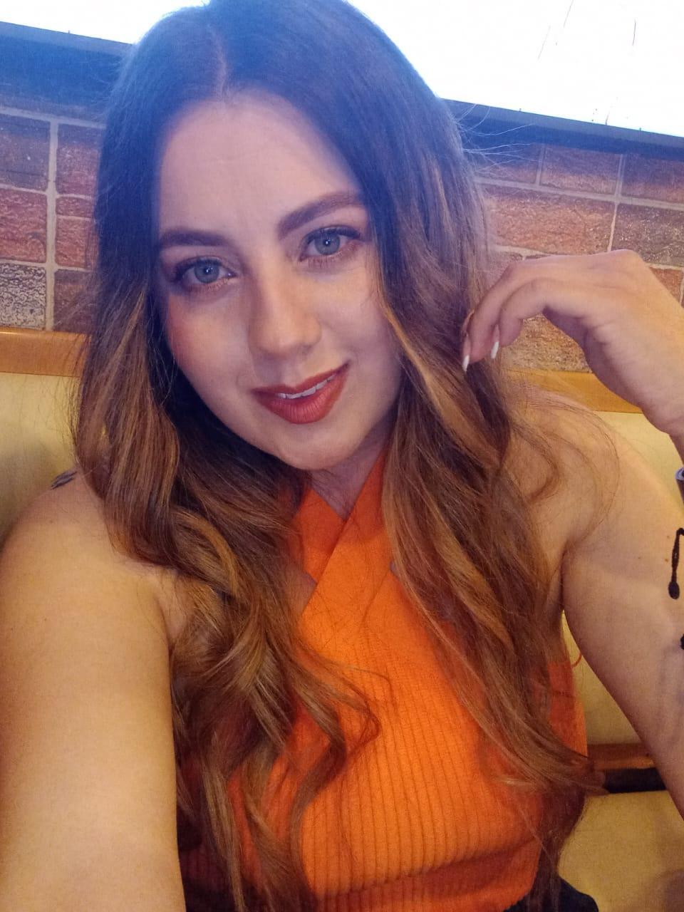 ALICELEBEL_1995 webcam model
