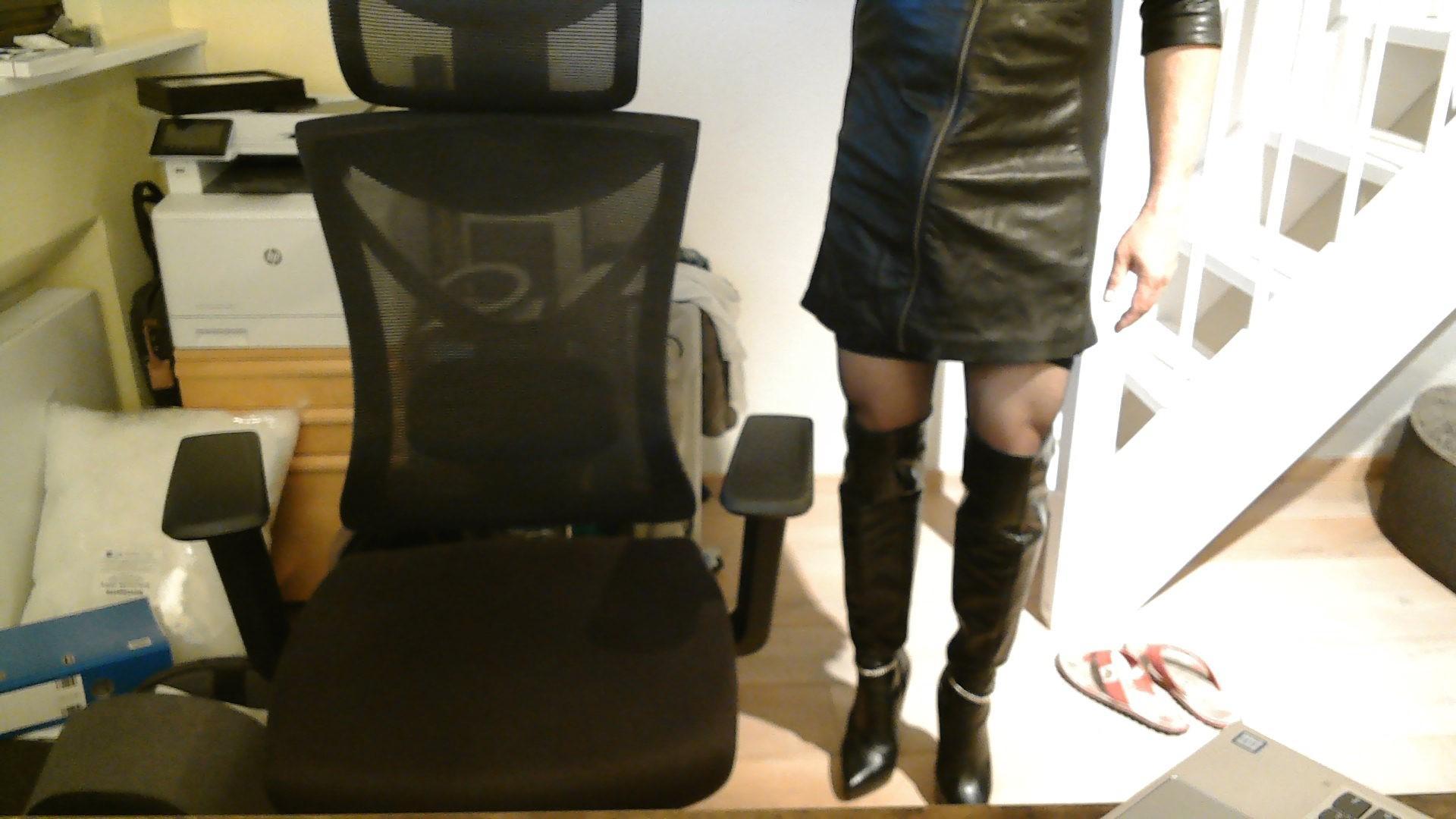lederschlampe1 from cam4