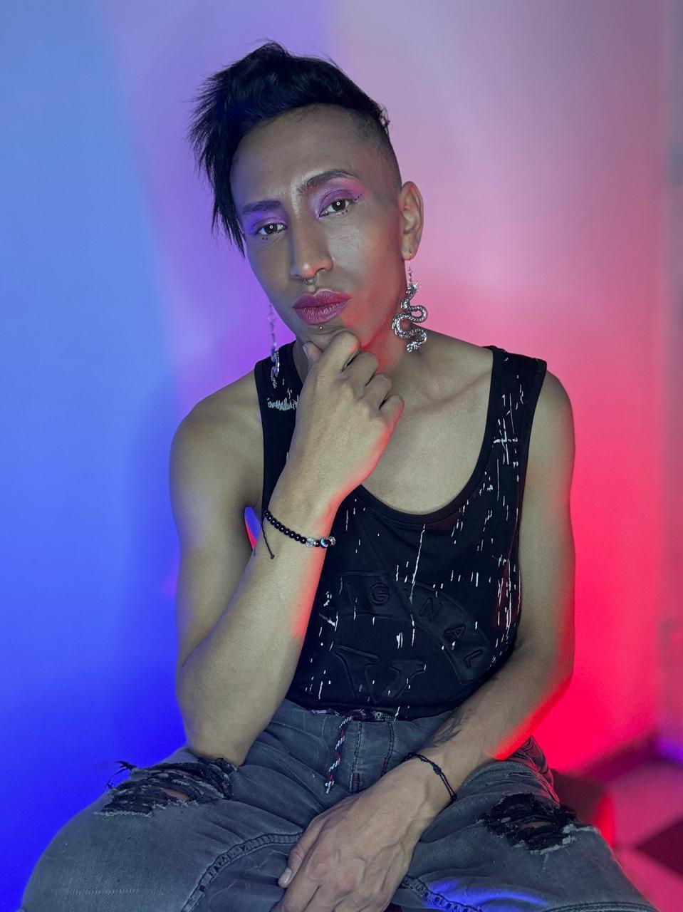 naamah_ from cam4
