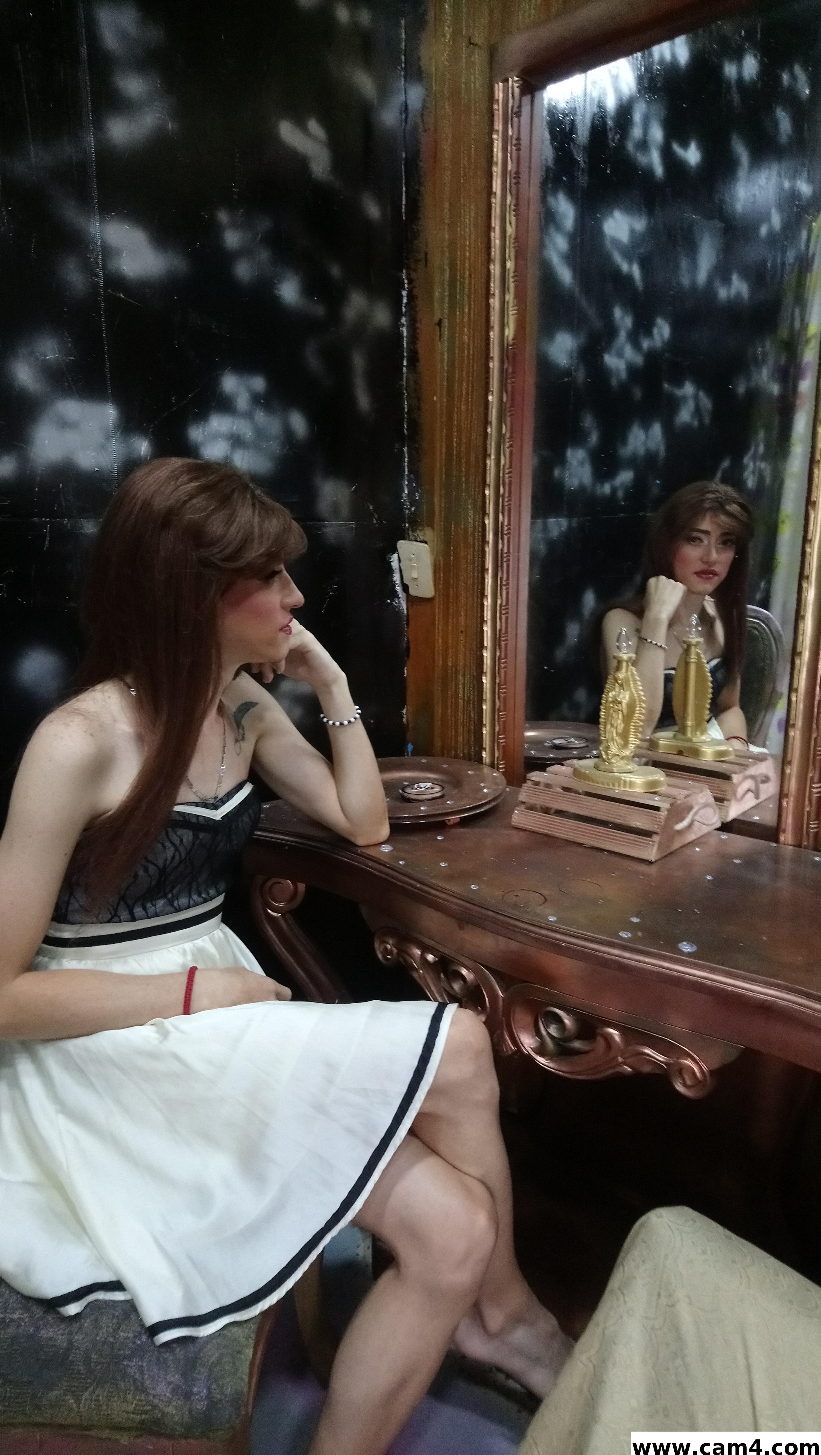 channelswee photo 14406611