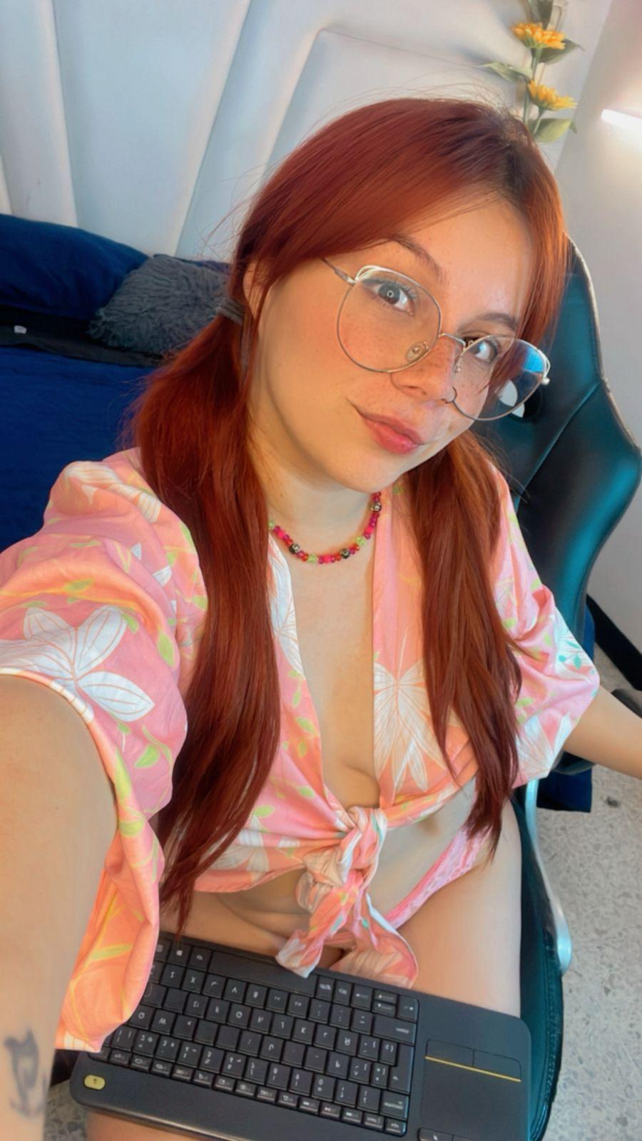 aliicered from cam4