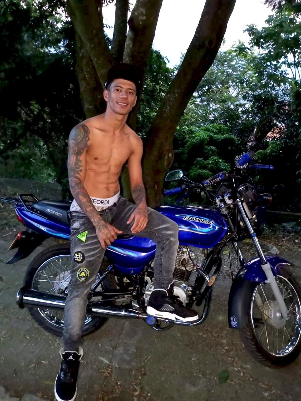 charlie_oconnor from cam4