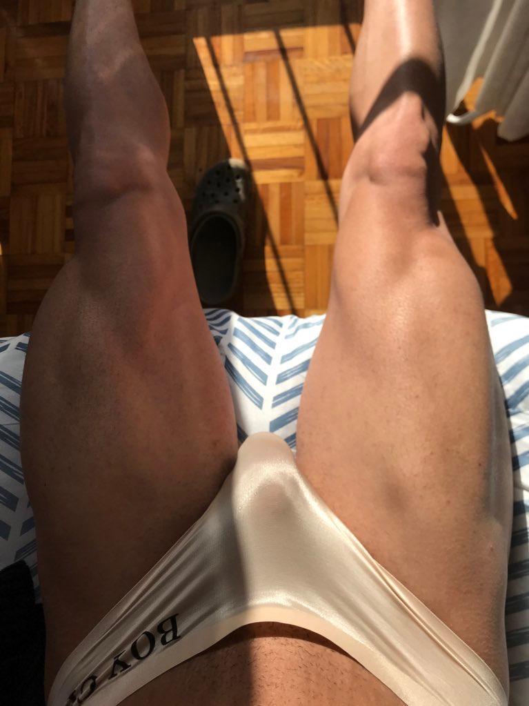 pequeboy_hot photo 1 - male webcam performer from Argentina