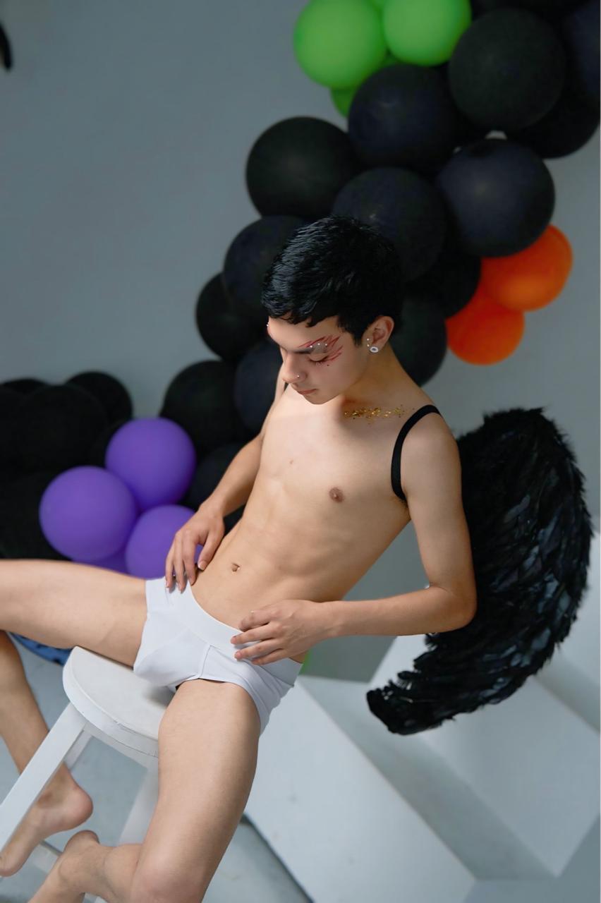 mikeevanss from cam4