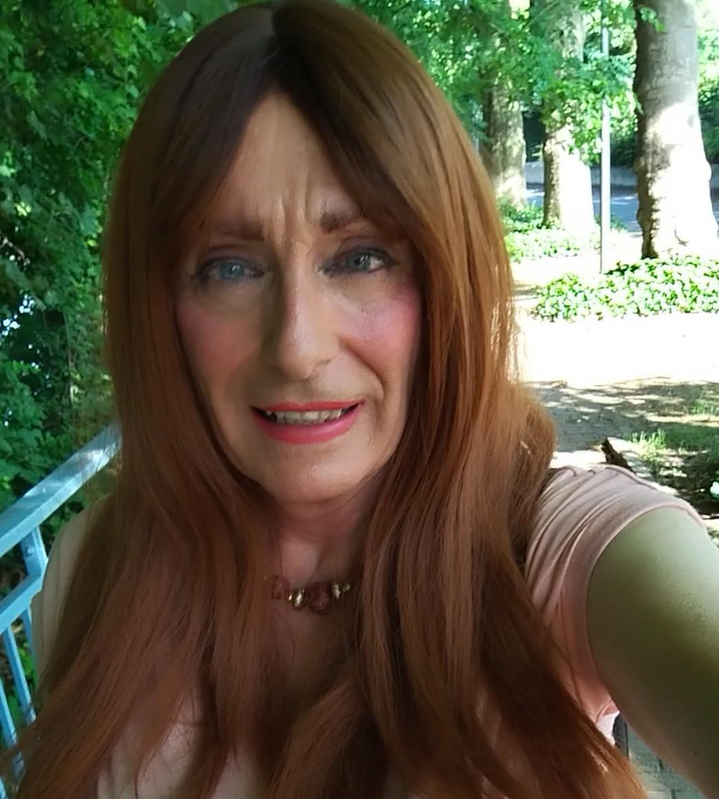 Saabrinaahot photo 5 - shemale webcam performer from France