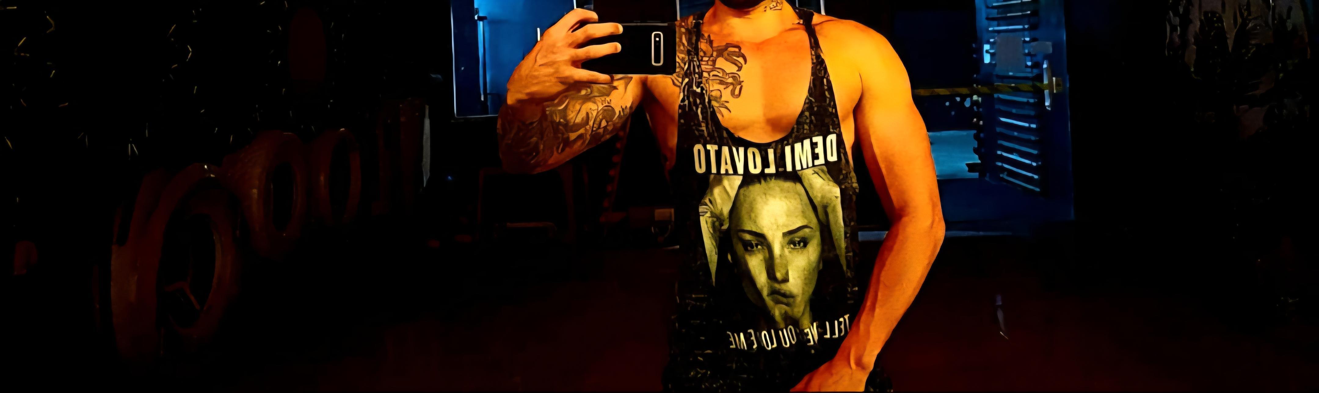 2putodeliciarj - male webcam performer from Brazil, 29 years old