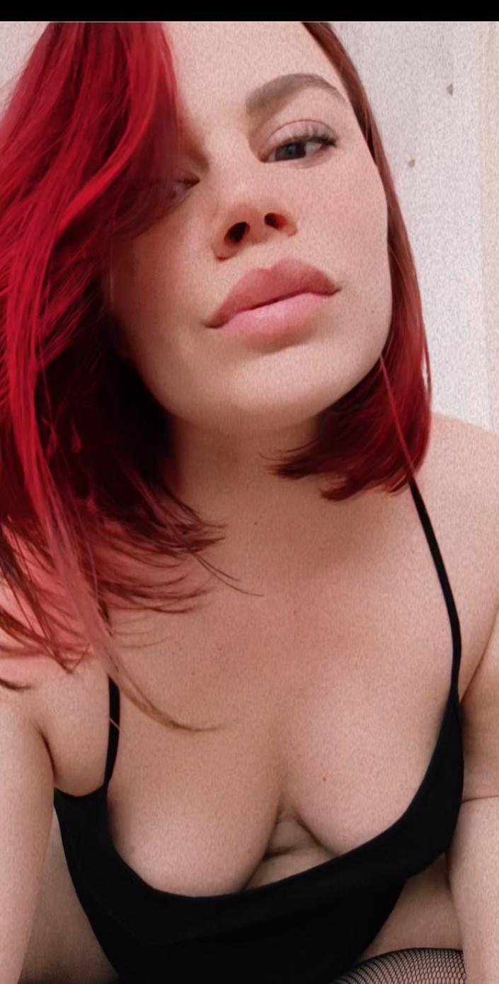 Profile and Statistics for Miaaaouu on Cam4