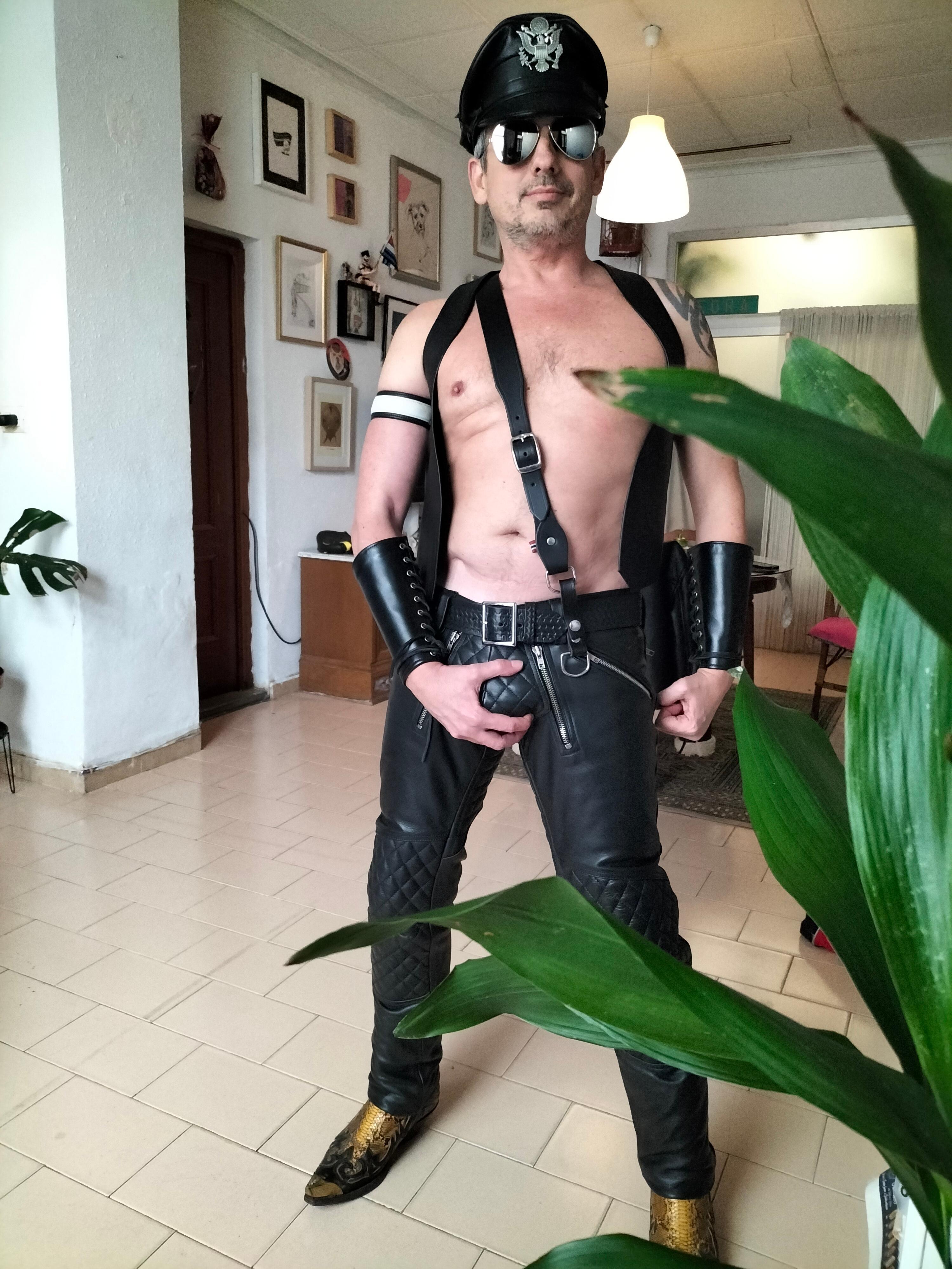 Zell77 webcam model