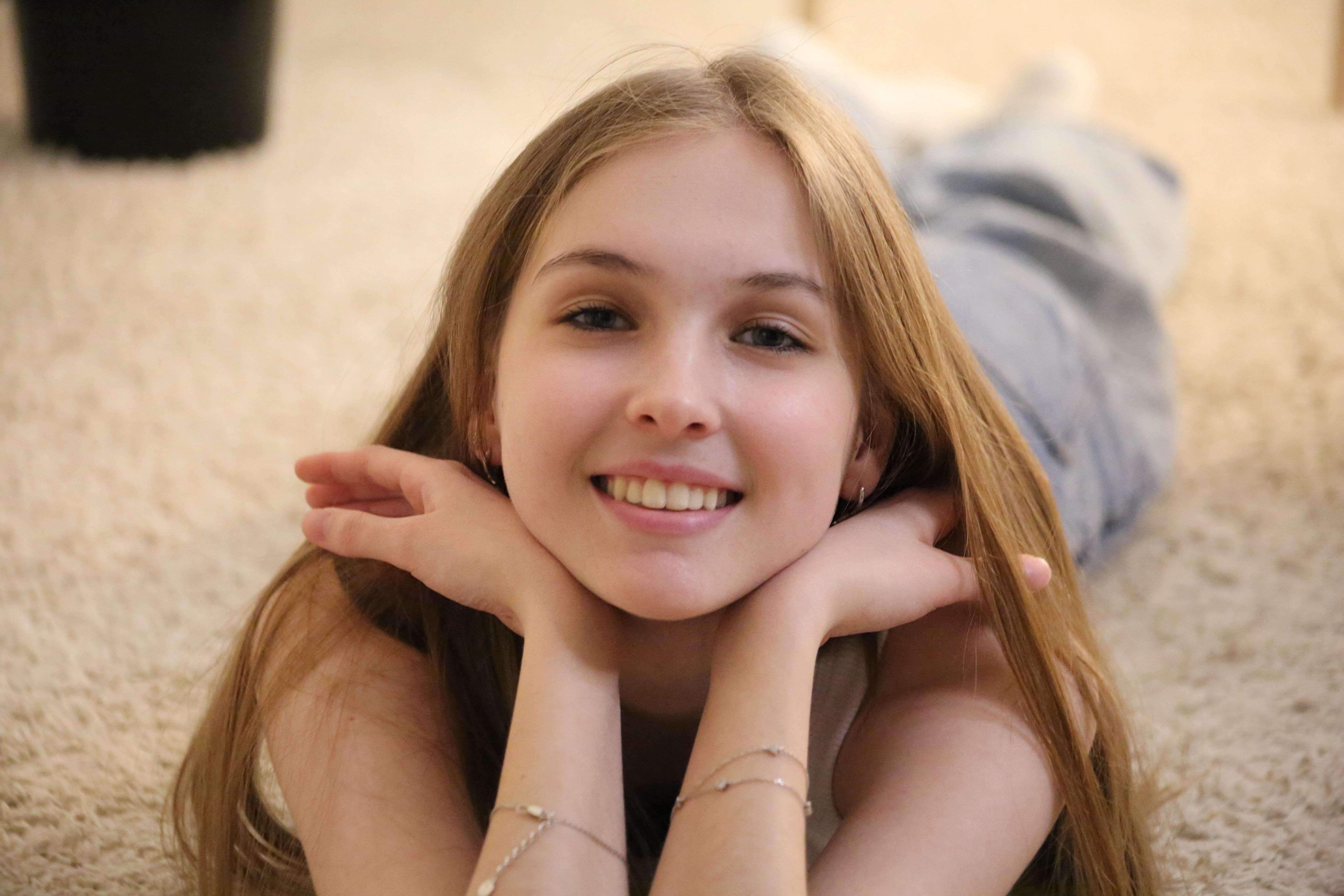 MarianGross webcam model
