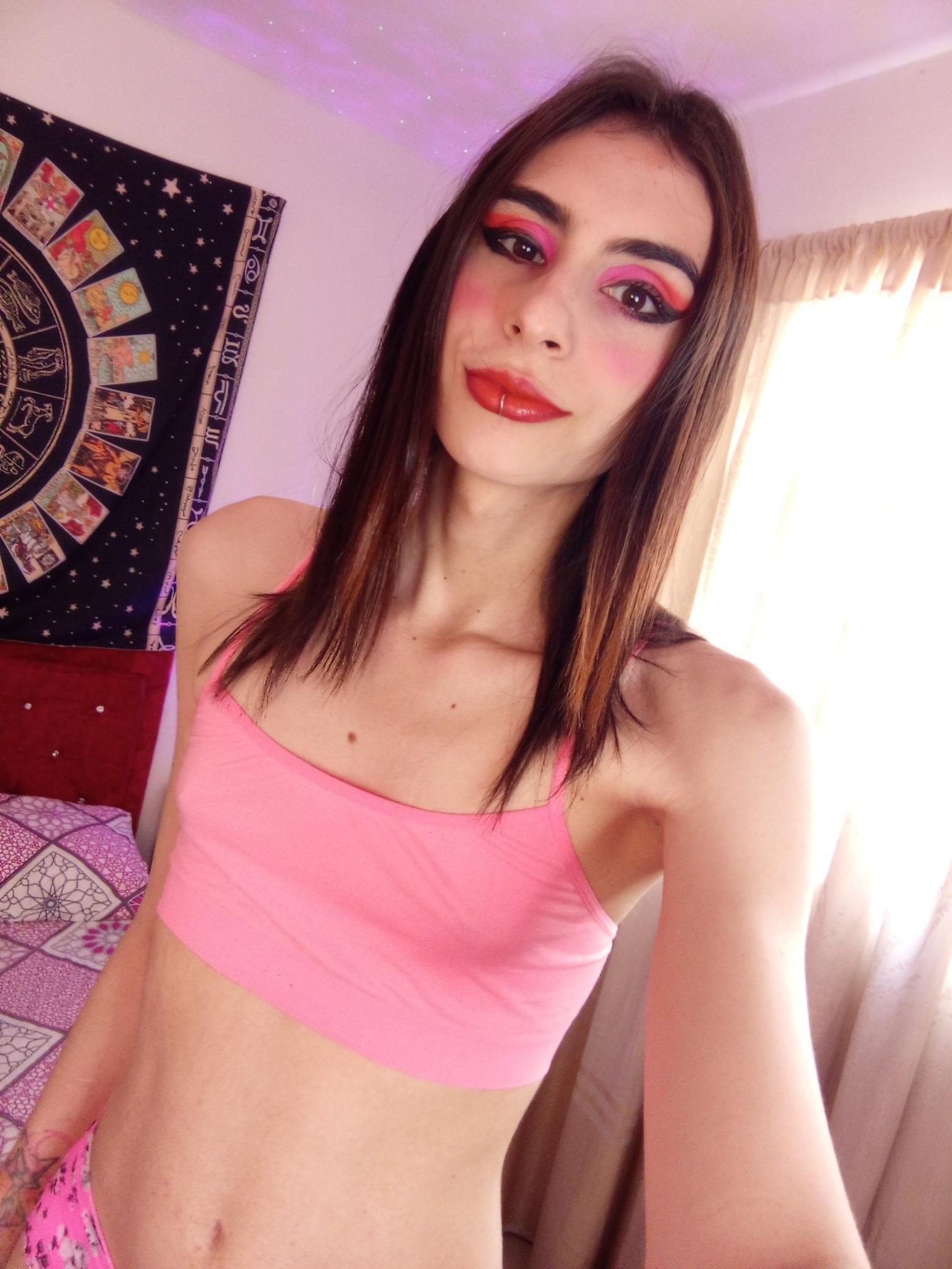 kittyrainbow photo 2 - shemale webcam performer from Colombia