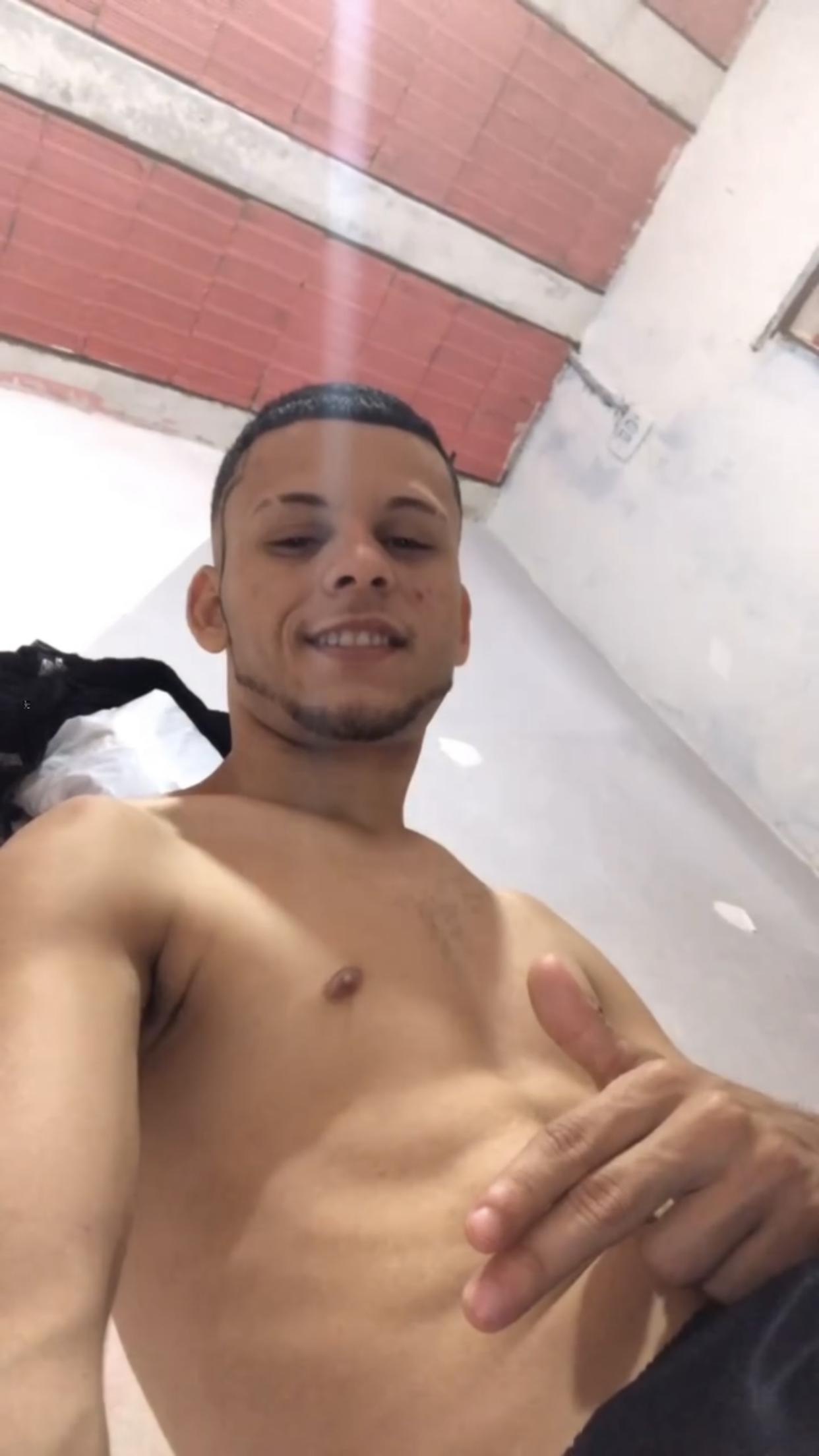 magrinho2025 from cam4