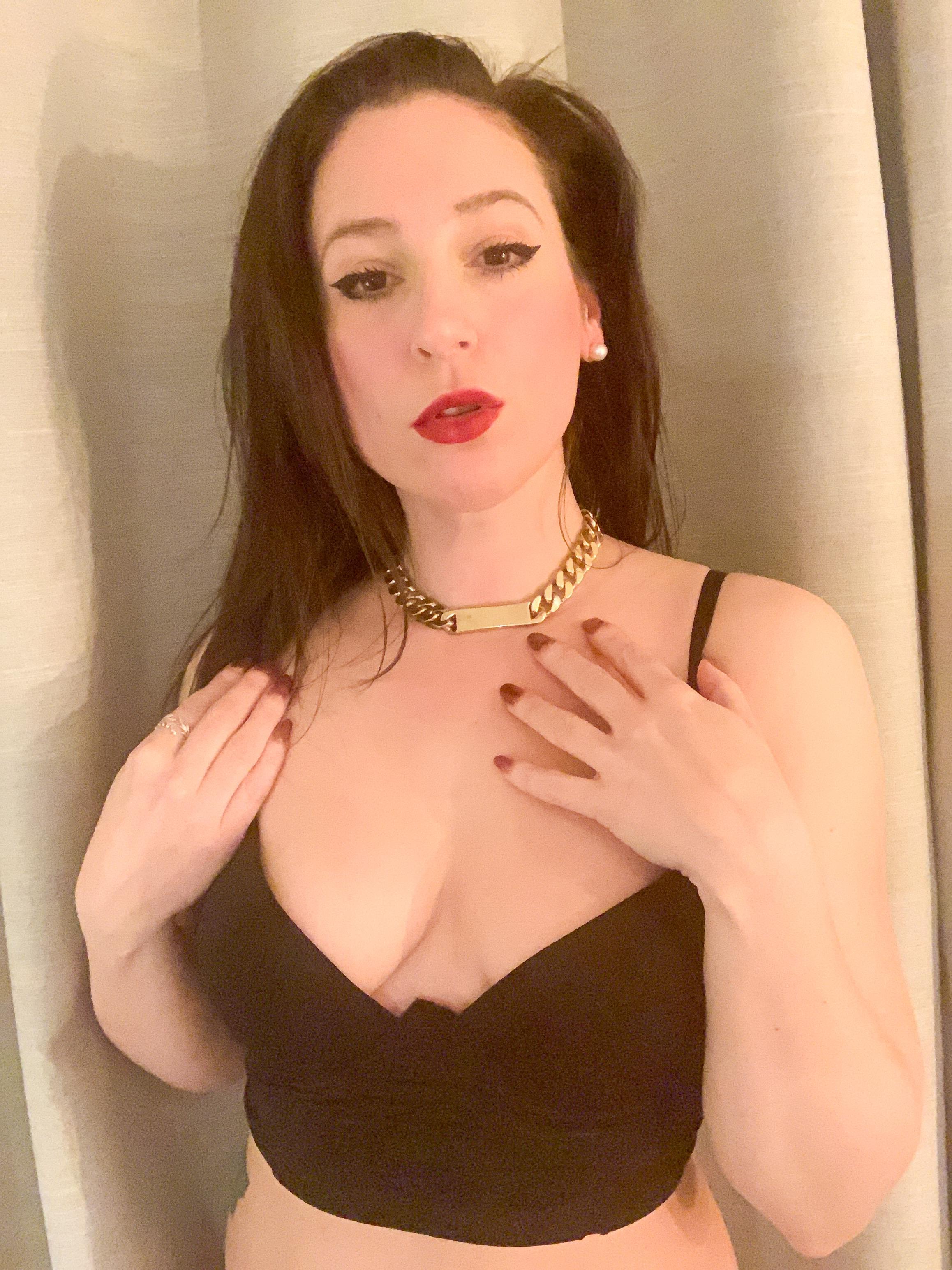 audreyhotty from cam4