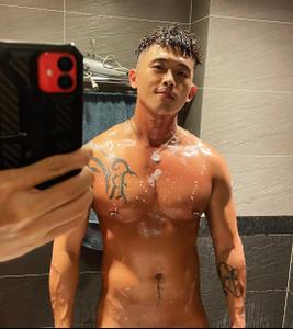 peng592525's Profile on CAM4