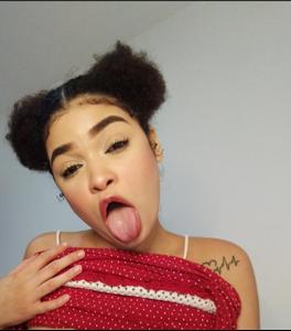 nalababyprive's Profile on CAM4